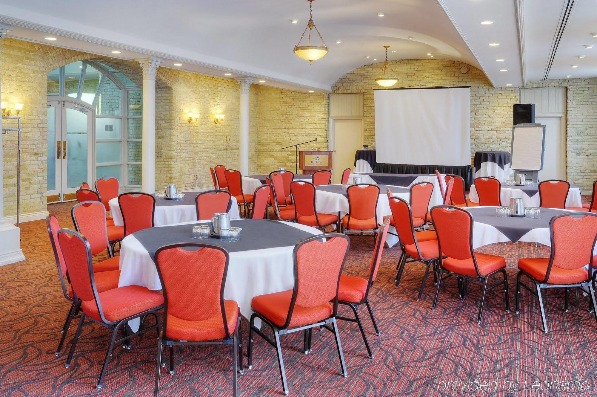 Delta Hotels By Marriott London Armouries Facilidades foto